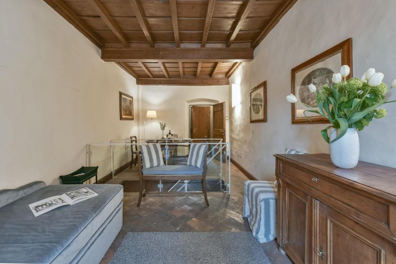 Tintoretto Frescoed Loft In The Oltrarno Apartment Florenz